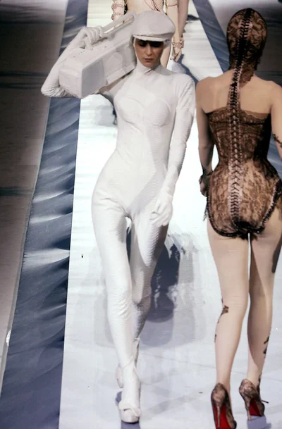 Look 61